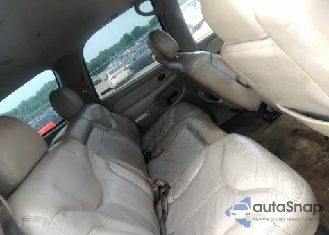 2002 GMC Yukon из США, поврежденный, VIN 1GKEC13V42R252461